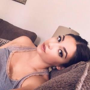 Meet your Posher, Janeth